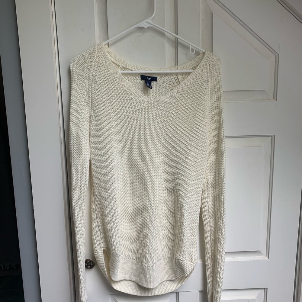 Gap cream colored sweater.